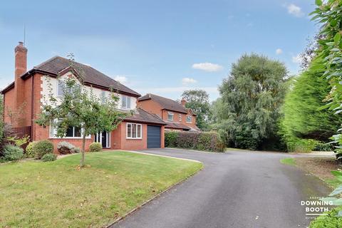 19 Osprey Close, Whittington, Lichfield, WS14 9HT