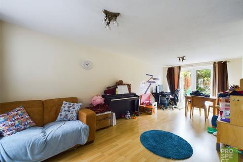 2 bedroom terraced house for sale, Cottesmore, Bracknell, Berkshire, RG12