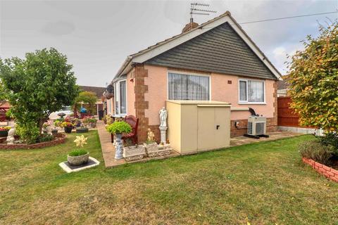 2 bedroom bungalow for sale, West Clacton CO15