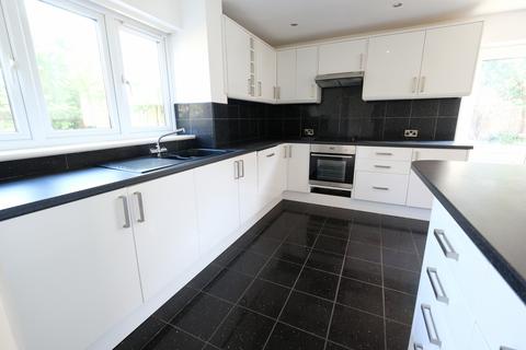 3 bedroom detached house for sale, Bilberry Drive, Marchwood SO40