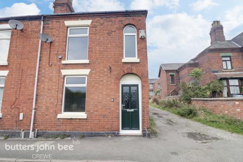 3 bedroom end of terrace house for sale, Henry Street, Crewe