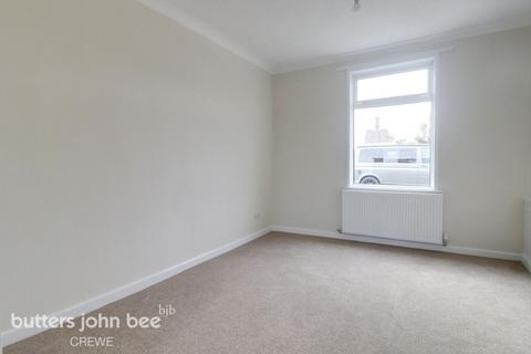 3 bedroom end of terrace house for sale, Henry Street, Crewe