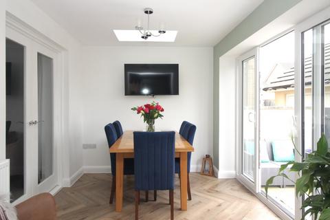 4 Cae Brewis, Boverton, Llantwit Major, CF61 2AU