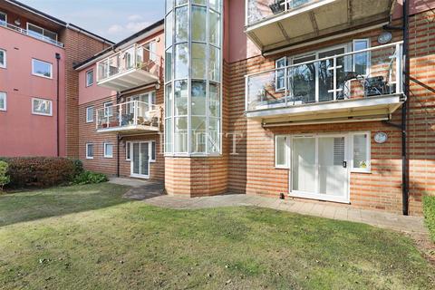 3 bedroom apartment for sale, Clementine Walk, Woodford Green