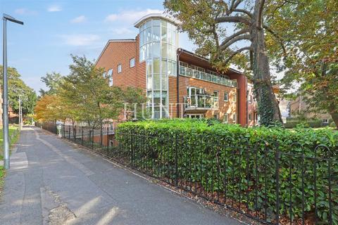 3 bedroom apartment for sale, Clementine Walk, Woodford Green