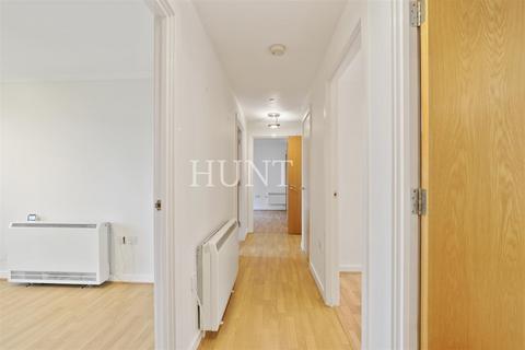 32 Clementine Walk, Woodford Green, IG8 9GT