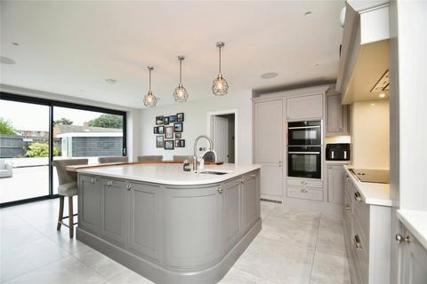 1 Bude Close, Kesgrave, Ipswich, IP5 1LN