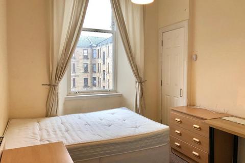 3 bedroom flat to rent, Dumbarton Road, Glasgow, G11