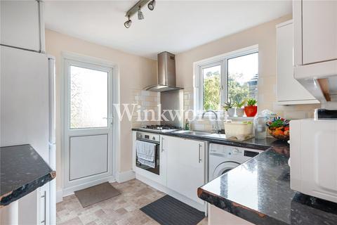 3 bedroom apartment for sale, North Grove, London, N15