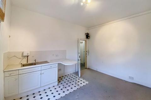 1 bedroom flat for sale, Flat C, Second Floor Rear Flat 24 Finborough Road, Chelsea, London, SW10 9EQ