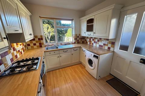 3 bedroom semi-detached house to rent, De Vere Walk, Watford WD17