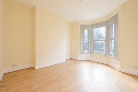 2 bedroom flat for sale, Oak Crescent, E16, Canning Town, London, E16