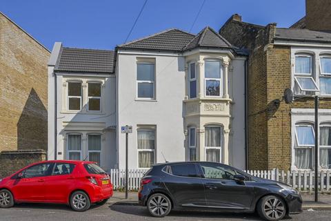 2 bedroom flat for sale, Oak Crescent, E16, Canning Town, London, E16