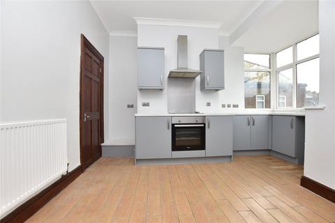 4 bedroom terraced house for sale, The Nooks, Gildersome, Morley, Leeds