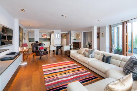 3 bedroom apartment for sale, Queen Anne Street, London, W1G