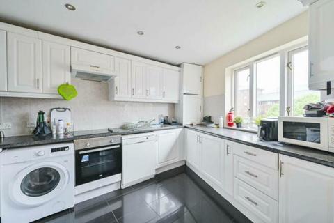 2 bedroom flat for sale, Broadley Terrace, London NW1