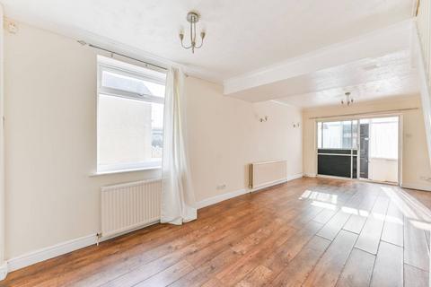 2 bedroom house to rent, Cuthbert Road, Central Croydon, Croydon, CR0