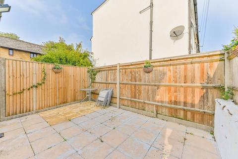 30 Cuthbert Road, Croydon, CR0 3RB
