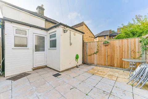 30 Cuthbert Road, Croydon, CR0 3RB