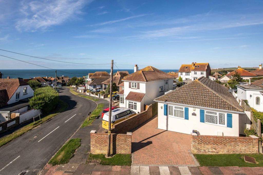 Cranleigh Avenue9.jpg