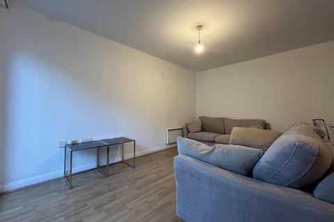 2 bedroom apartment to rent, City Link Salford