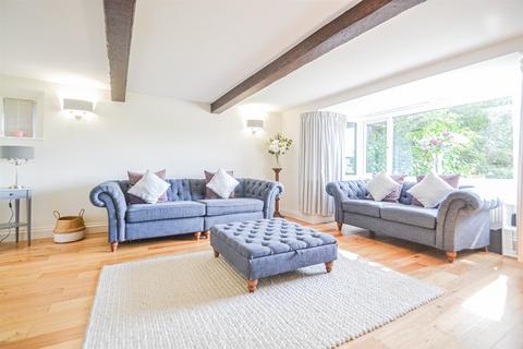 Burley Heyes Cottage Arley Road, Appleton, Warrington, WA4 4RR