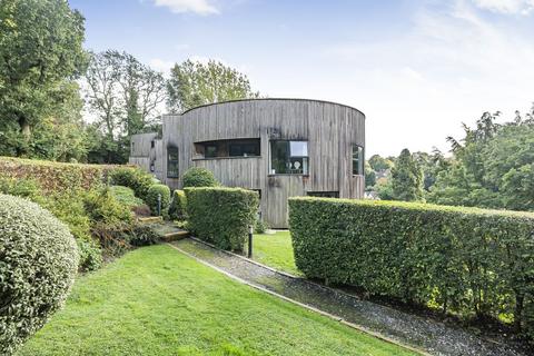 5 Timpani Hill, Warlingham, CR6 9BS