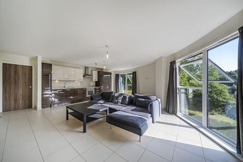 5 Timpani Hill, Warlingham, CR6 9BS