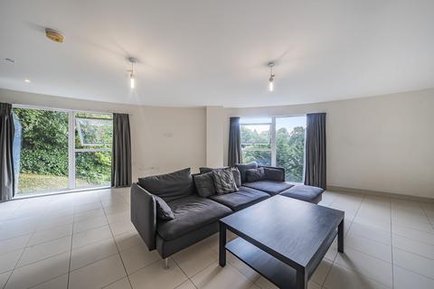 5 Timpani Hill, Warlingham, CR6 9BS