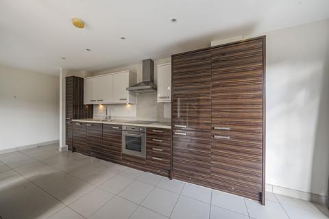 5 Timpani Hill, Warlingham, CR6 9BS