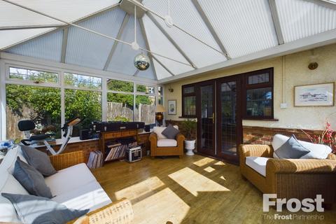 3 bedroom bungalow for sale, Meadow Road, Ashford, Surrey, TW15