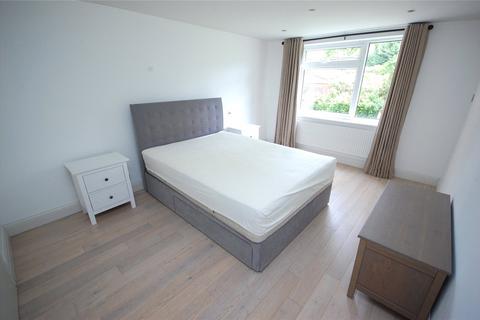 3 bedroom apartment to rent, Hendon Lane, London, N3