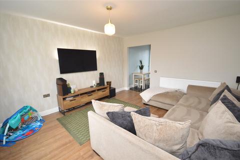 119 Bodmin Crescent, Leeds, LS10 4NB