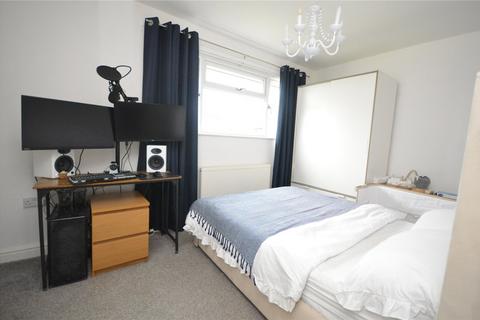 119 Bodmin Crescent, Leeds, LS10 4NB