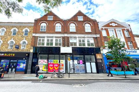 Leisure facility to rent, High Street, Acton