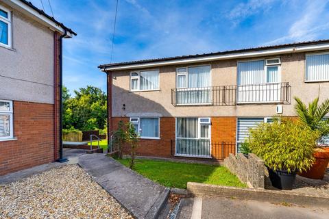 2 bedroom ground floor flat for sale, Northcliffe Drive, Penarth, CF64 1DW