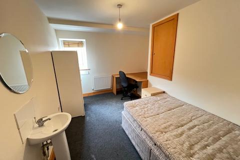 1 bedroom property to rent, Portswood Road