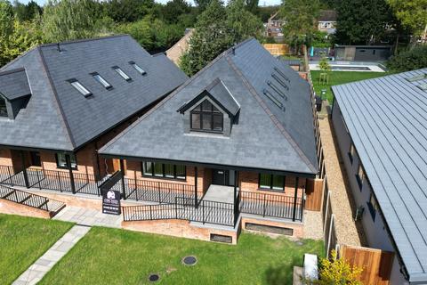 4 bedroom detached house for sale, Chapel Lane, Tring HP23