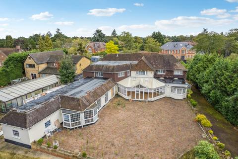 5 bedroom detached house for sale, Camp Road, Gerrards Cross, Buckinghamshire