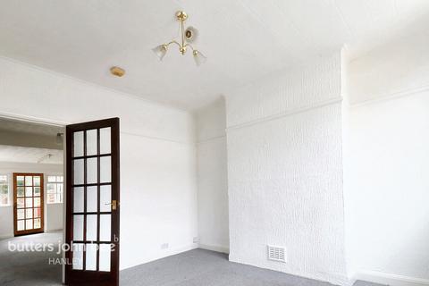 2 bedroom terraced house for sale, Cecil Avenue, Stoke-On-Trent ST1 5DP