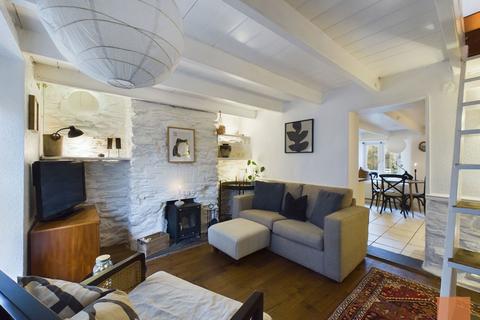 Rose Cottage Fore Street, Grampound Road, Truro, TR2 4DU
