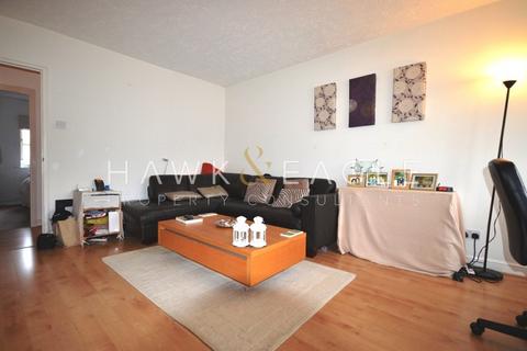 2 bedroom flat to rent, Wheat Sheaf Close, London, Greater London. E14