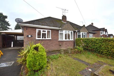 2 bedroom semi-detached bungalow for sale, Spring Woods, Fleet GU52