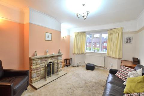 2 bedroom semi-detached bungalow for sale, Spring Woods, Fleet GU52