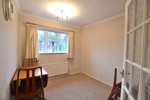 2 bedroom semi-detached bungalow for sale, Spring Woods, Fleet GU52