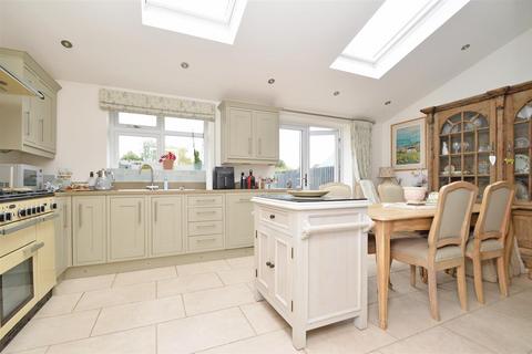 3 bedroom detached house for sale, Wenlock Road, Shrewsbury