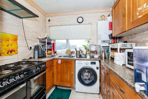 2 bedroom maisonette for sale, Seymour Road, Slough SL1