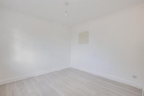 1 bedroom flat for sale, 22 Priory Avenue, High Wycombe HP13