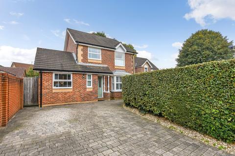 3 bedroom detached house for sale, Tylston Meadow, Liphook, Hampshire