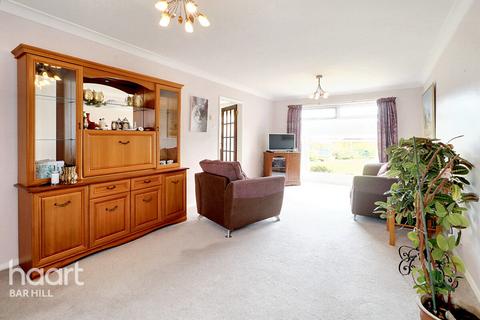 4 bedroom semi-detached house for sale, Foxhollow, Bar Hill